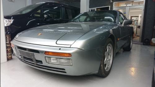 インプレッサ買取スマイルワークスのその他の車種・ポルシェ944画像